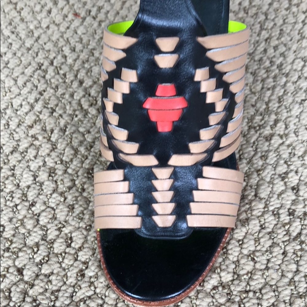 Sandals - Picture 5 of 5